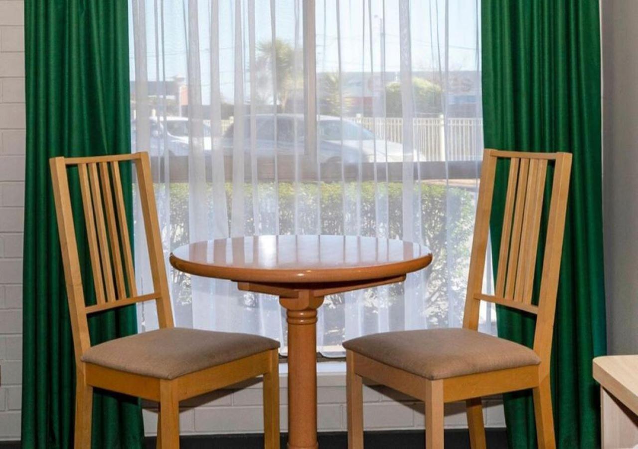 Burwood East Motel Zewnętrze zdjęcie