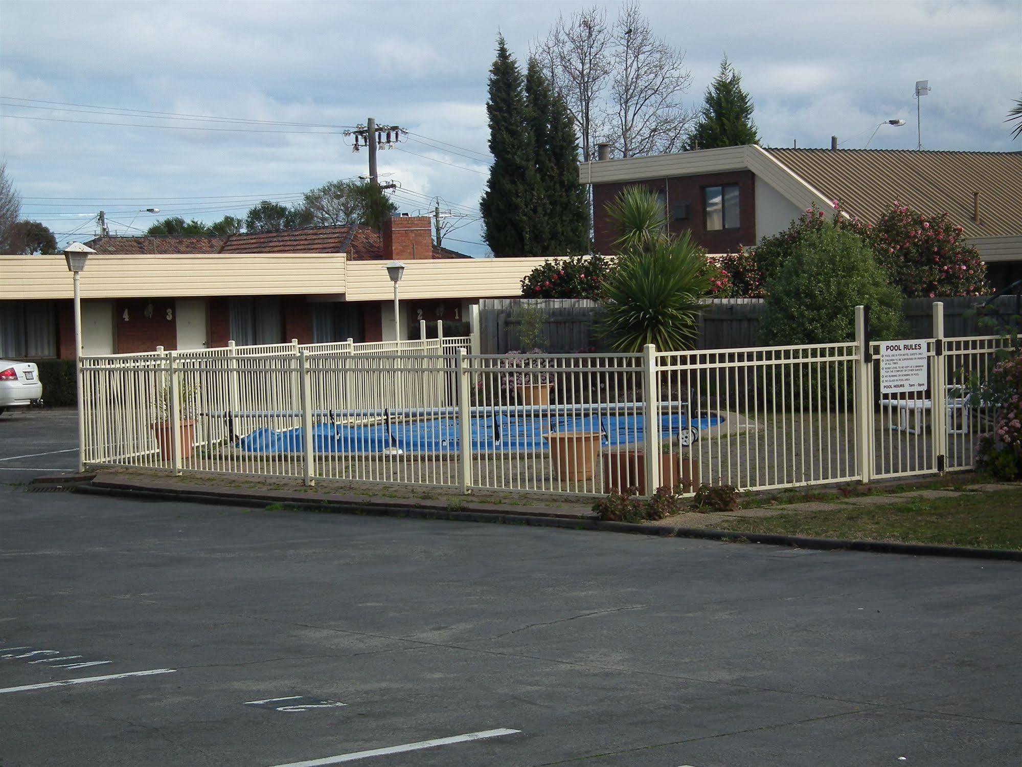 Burwood East Motel Zewnętrze zdjęcie